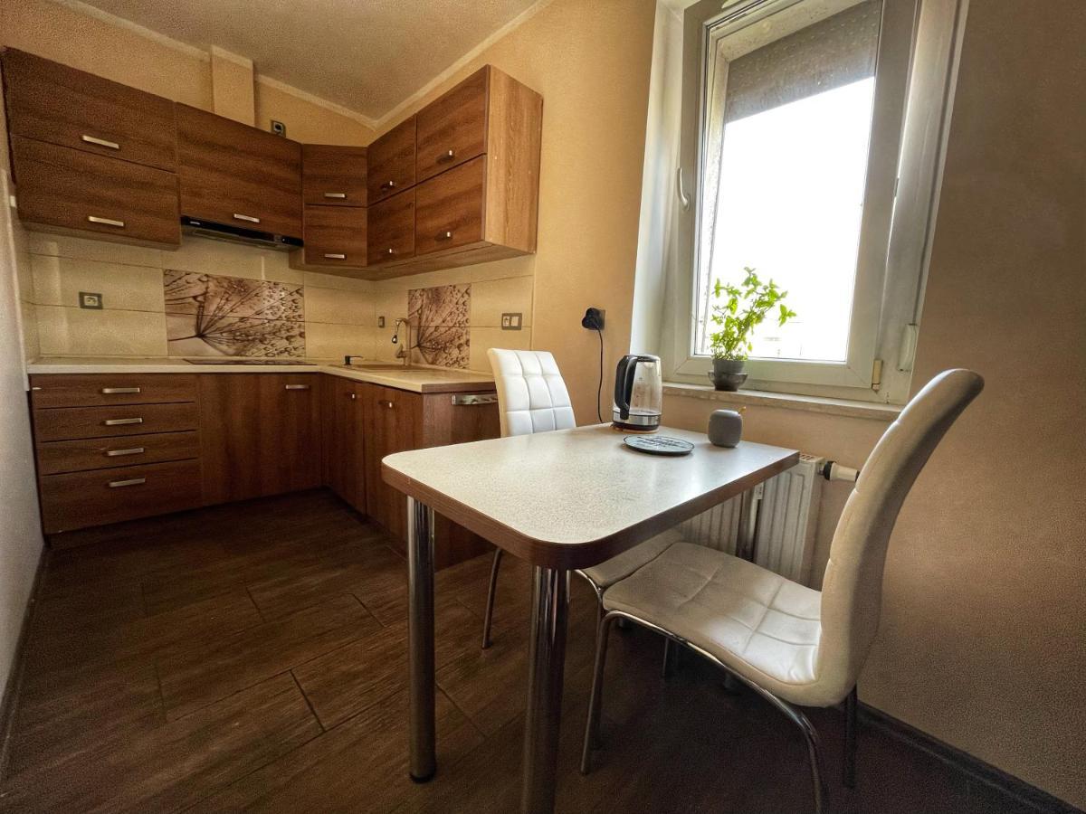 Apartament Zaleze Apartment Poznan Ngoại thất bức ảnh